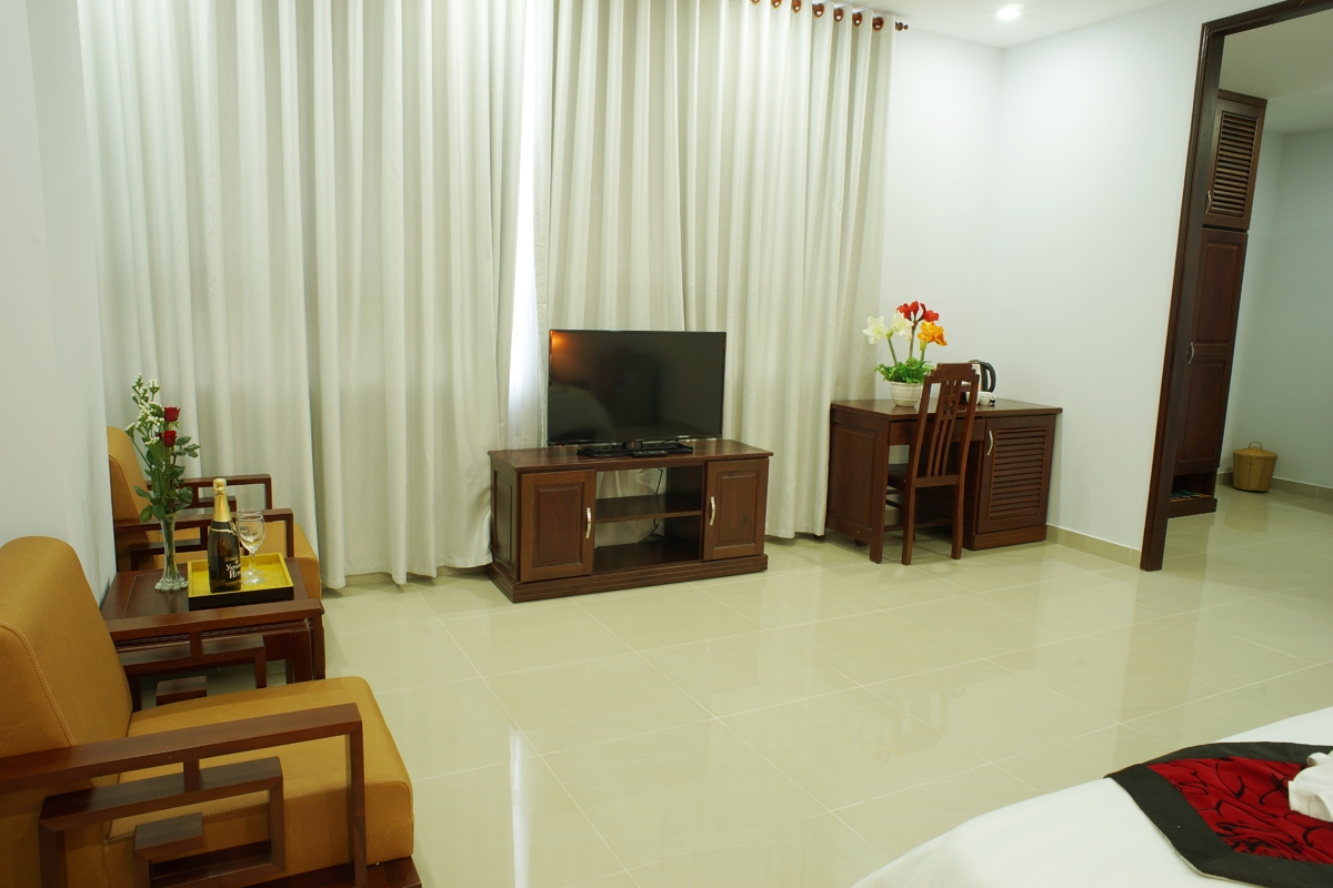 TST 5 Hotel Da Nang - Guest Room (2)