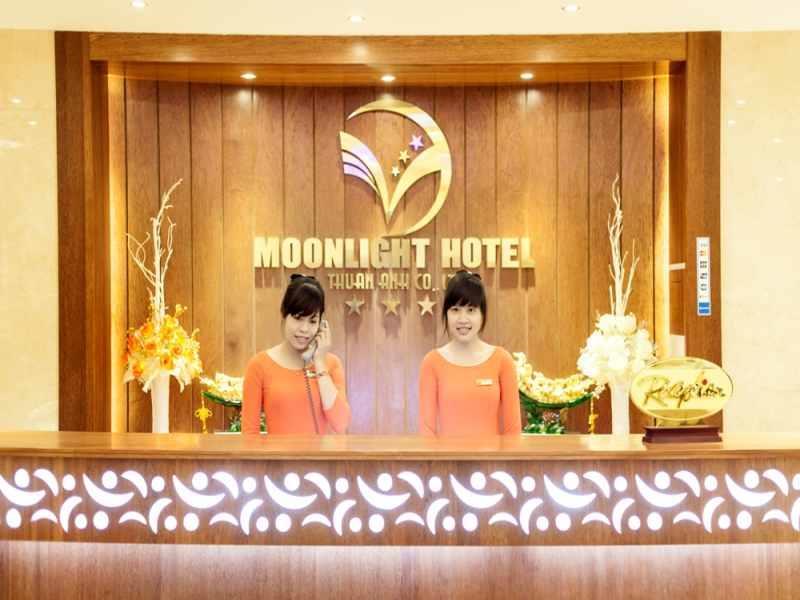Moonlight Hotel Da Nang (1)