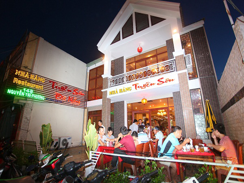 Tuyen Son 1 Restaurant (2)