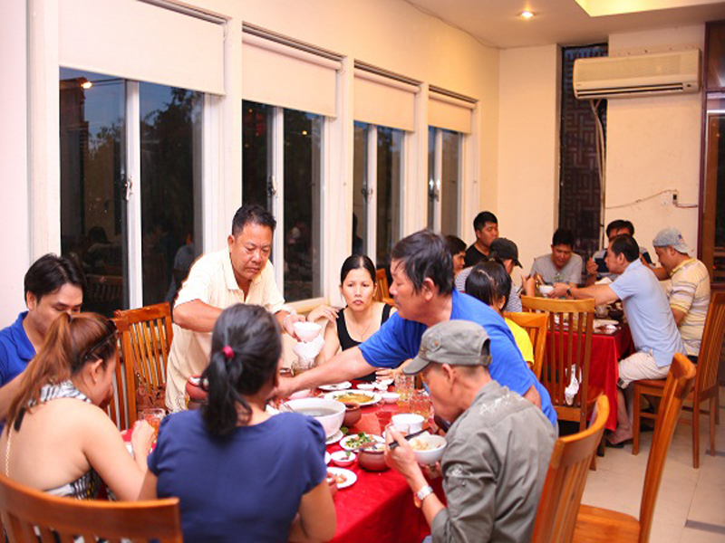 Tuyen Son 1 Restaurant (5)